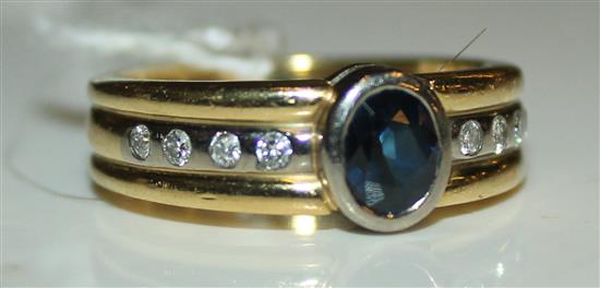 Sapphire and diamond ring(-)